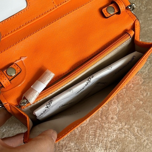 Brand New Calvin Klein Orange Wallet Organizer Crossbody Purse Silver Tone Chain - Picture 12 of 16